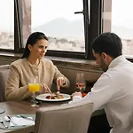 De Bonart Naples, Curio Collection By Hilton 호텔 나폴리