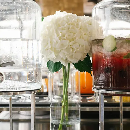 酒店 De Bonart Naples, Curio Collection By Hilton 5*