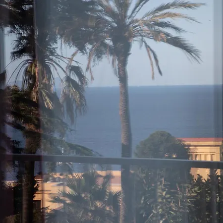 The Britannique Naples, Curio Collection By Hilton 5*