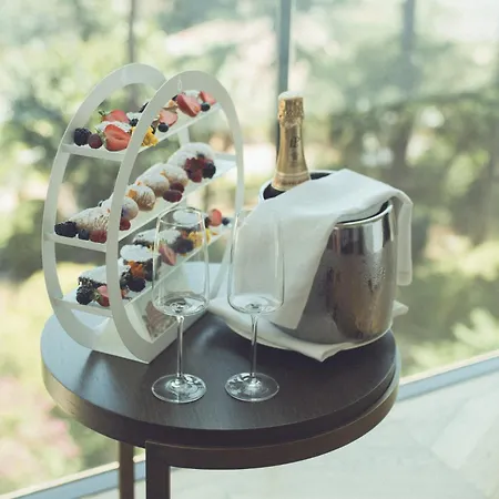 De Bonart Naples, Curio Collection By Hilton 5* ナポリ