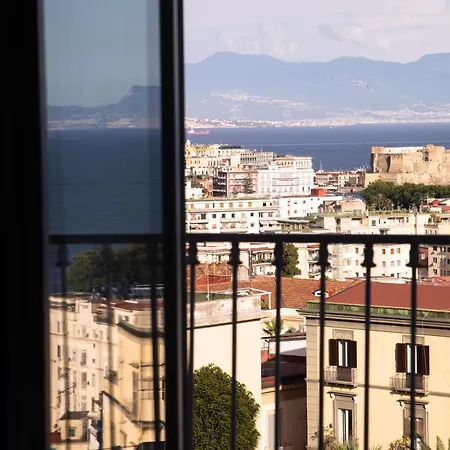Hotel The Britannique Naples, Curio Collection By Hilton