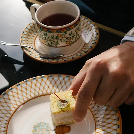 De Bonart Naples, Curio Collection By Hilton 5*