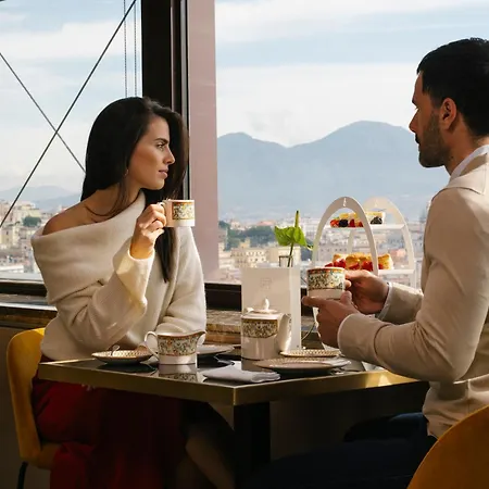 De Bonart Naples, Curio Collection By Hilton ナポリ