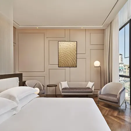 De Bonart Naples, Curio Collection By Hilton 5*
