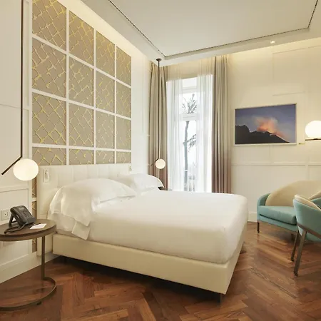 De Bonart Naples, Curio Collection By Hilton Hotel 5*