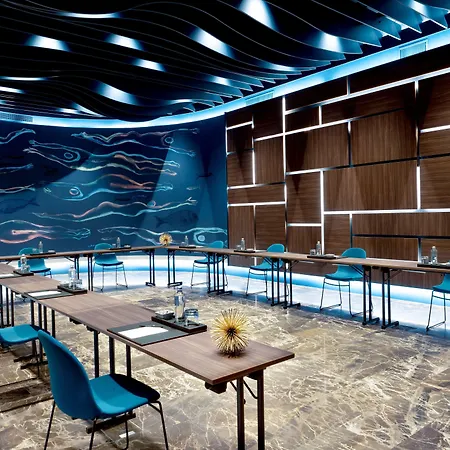De Bonart Naples, Curio Collection By Hilton 5* Neapel