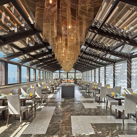 De Bonart Naples, Curio Collection By Hilton 5*