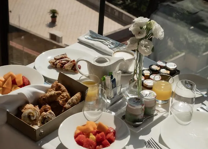 De Bonart Naples, Curio Collection By Hilton 那不勒斯