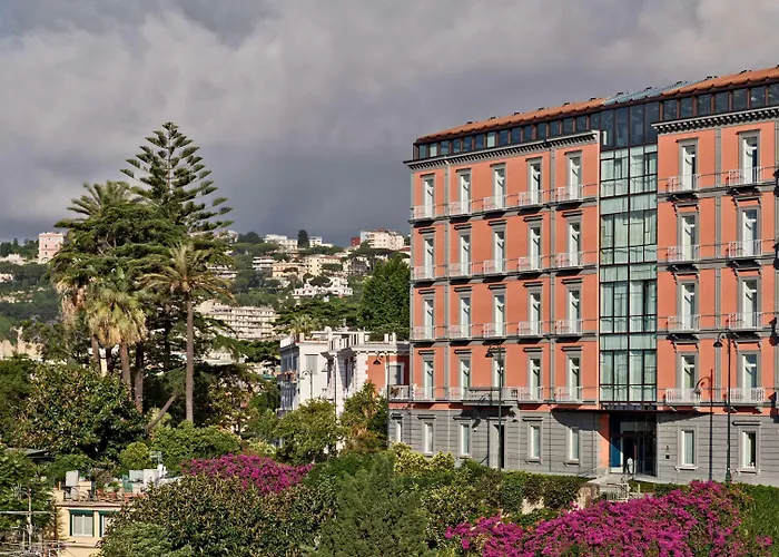 De Bonart Naples, Curio Collection By Hilton 나폴리