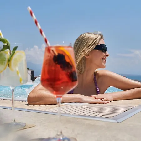 فندق De Bonart Naples, Curio Collection By Hilton نابولي