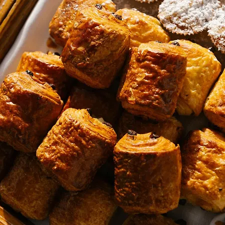 فندق De Bonart Naples, Curio Collection By Hilton نابولي