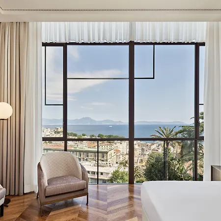 De Bonart Naples, Curio Collection By Hilton Hotel Napoli