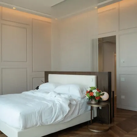 De Bonart Naples, Curio Collection By Hilton Ξενοδοχείο 5*